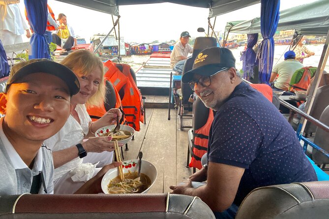 Private Scooter Street Food Tour in Saigon with 11 Tastings - Bánh xèo and bánh khọt at 335/5