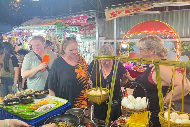 Private Street Food Discovery by Cyclo at Night in Ho Chi Minh - Who should book this cyclo evening?