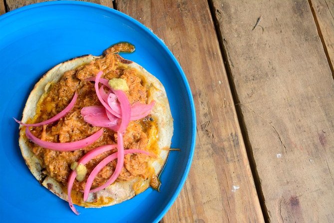Private Street Food Tour Merida - Best Rated - Parque de La Madre and the short opening stop