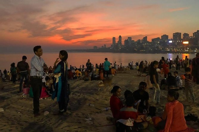 Private Street Food Tour with Mumbai Sightseeing Tour including AC vehicles - Who should book this outing