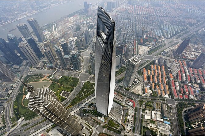 Private Street Food Walking Tour with Shanghai Tower Option - Key points to know