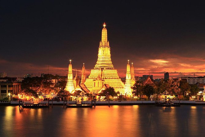 Private Tour : Bangkok Night Tour and Street food By Tuk Tuk and Boat - The Grand Palace and Wat Pho from outside