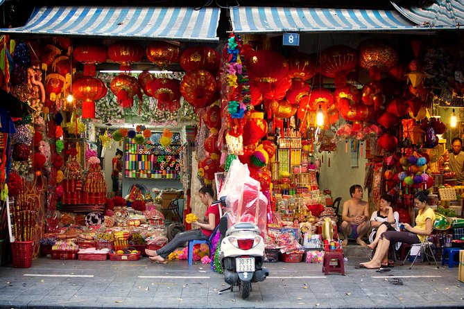 Private Tour: Hanoi walking street food tour in night - Why this food walk works well in Hanoi