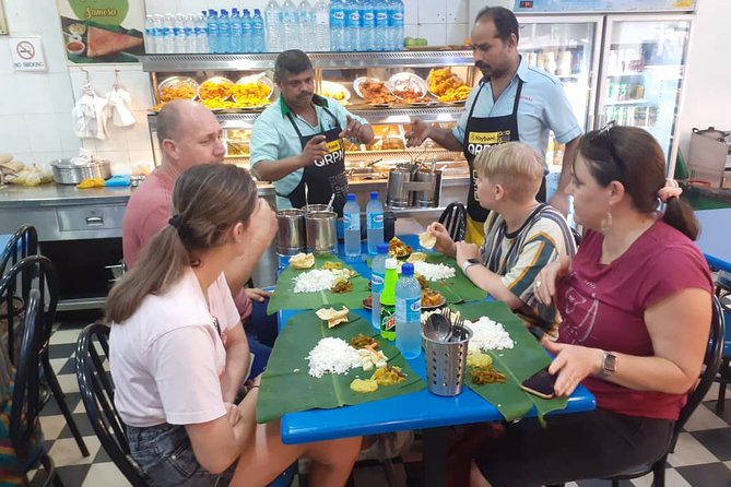 Private Tour : "Lepak-Lepak" at Local Night Market & Mamak Stall - A Kuala Lumpur evening built around eating