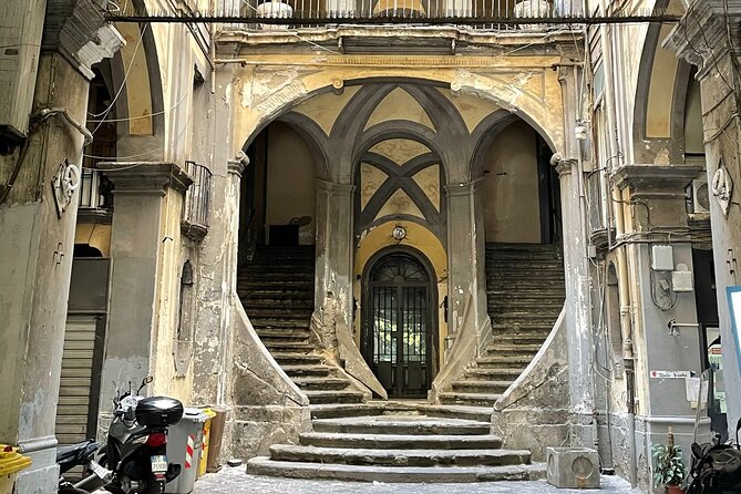 Private tour of Naples with street food tasting - Is $162.06 per person a fair price?