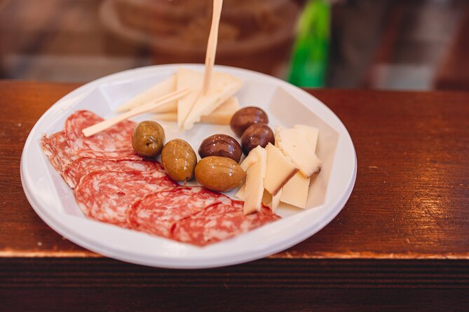 Private Venice Street Food Tour with a Sommelier - What the private format changes