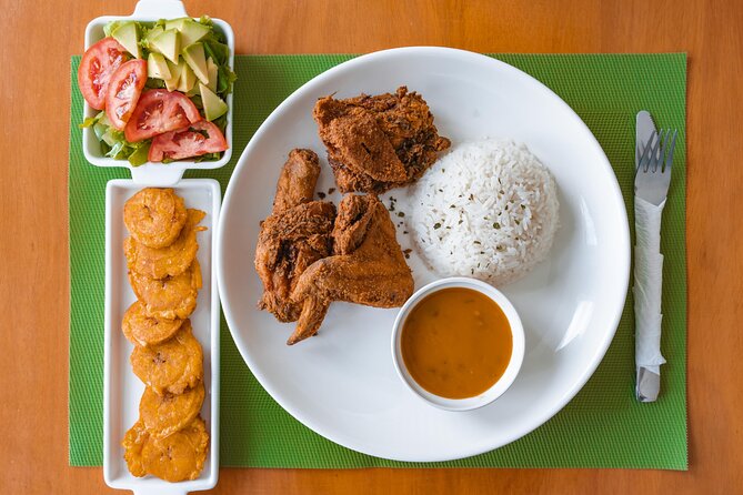 Puerto Plata Street Food : Eat Like a Local - Sitting down to mangu at Cafe CF45