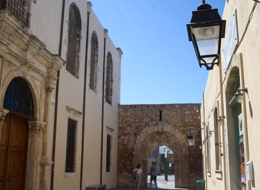 Rethymno: Private Old Town Highlights Tour with Street Food - Food shops, taverns, and local producers
