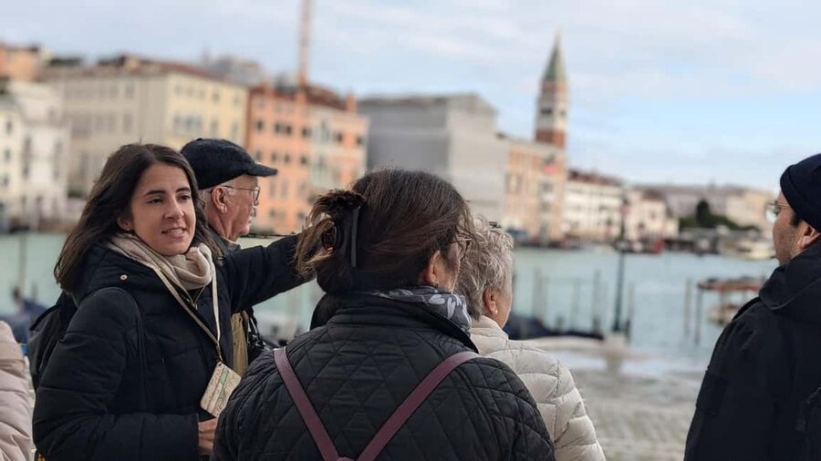 Rialto Street Food Tour & Stories: A Taste of Venice - Timing, meeting point, and useful planning tips