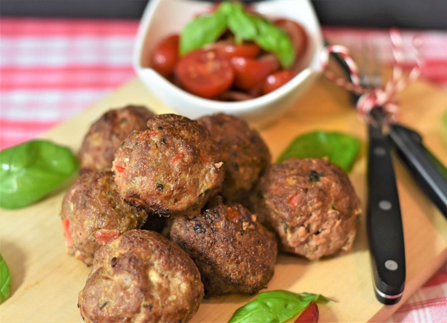 Rimini: Aperitivo & Street Food Tour Delights with a Local - Rimini food culture in one evening