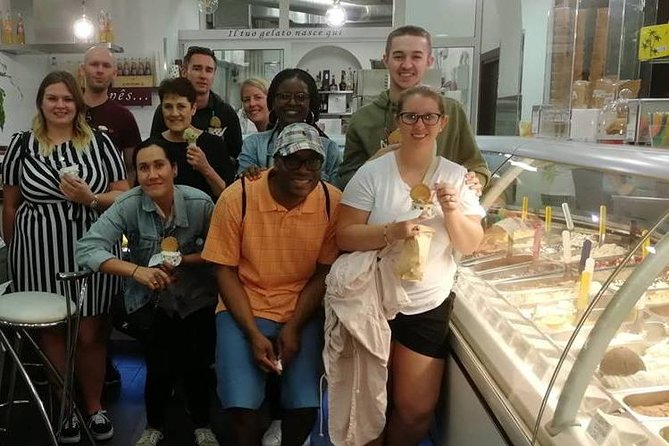 Rome Campo de Fiori and Jewish Ghetto Street Food Tour - Largo Argentina and Rome’s oldest layers