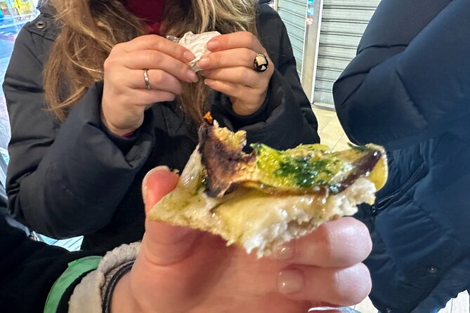 Rome City Center Largest Farmers Market and Street Food Tour - Who should book this Rome food walk
