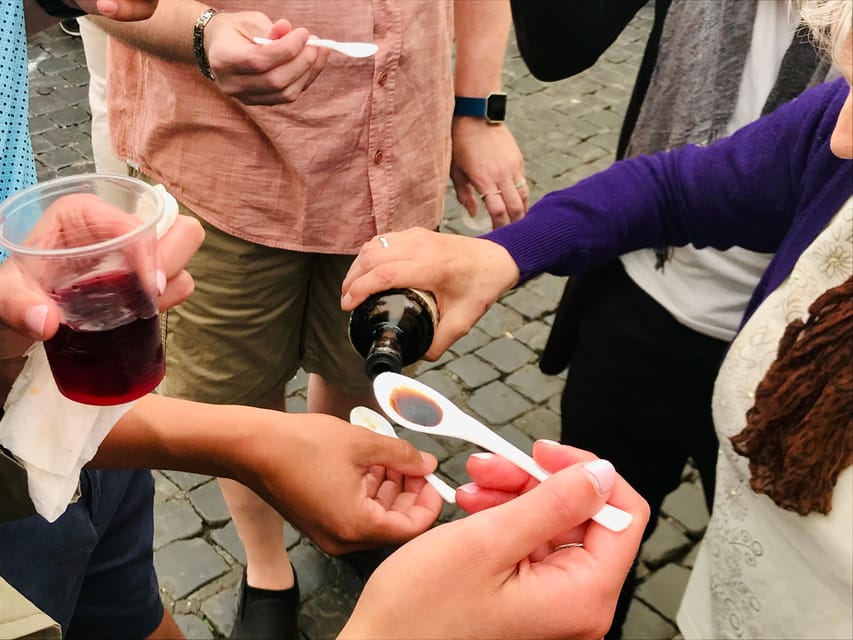Rome: Jewish Quarter and Campo de' Fiori Street Food Tour - Wine, a market walk, and Roman flavors