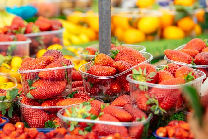 Rome's Best Street Food Private Tour with a Local - Piazza Trilussa and Trastevere’s local character