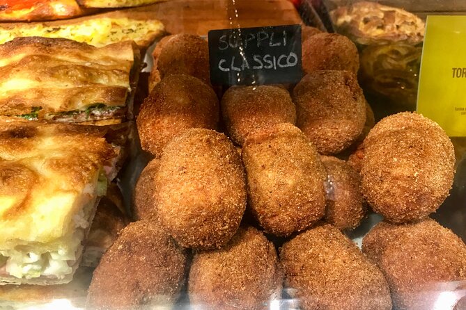 Rome: Street Food Tour with Local Guide - Via dei Chiavari and the small-scale side of Rome