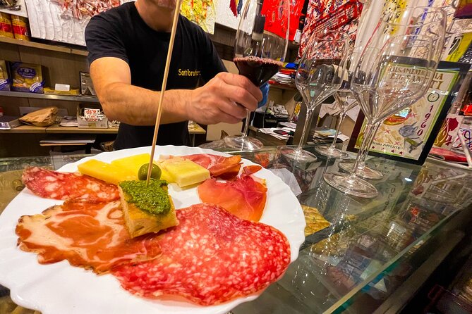 Rome Super Local Street Food Tour in Old Monteverde Neighborhood - Finishing with gelato and a lesson you can reuse