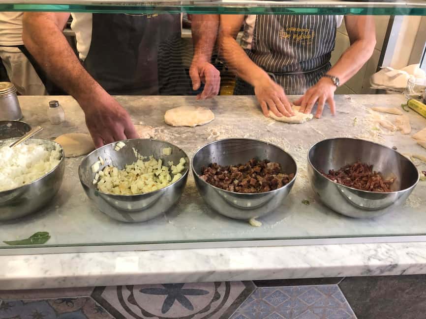 Rome: Testaccio Market Food Tour with Street Food & Wine - Why Testaccio is the right place for a Roman food tour