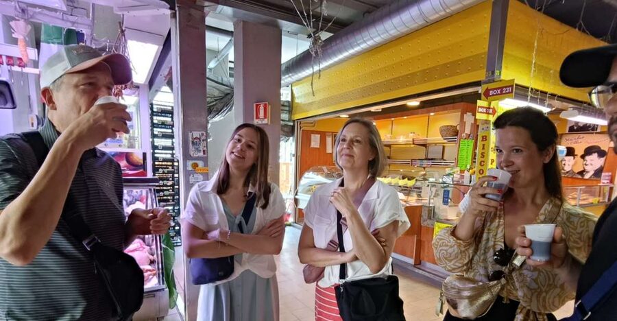 Rome: Vatican Street Food and Wine Tour with Farmers Market - What you may taste at the market