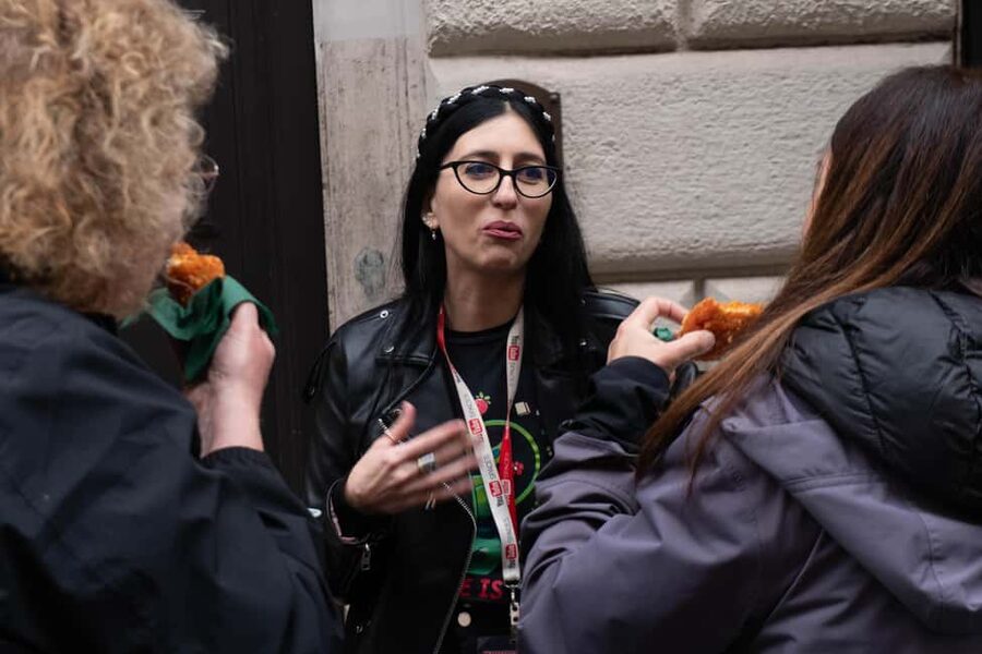 Rome: Vegan Street Food Tour with Local Guide - Theatre of Pompey and Roman pizza
