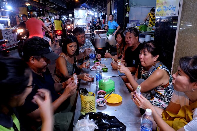 Saigon at Night Walking Street Food Tour - What the private format changes
