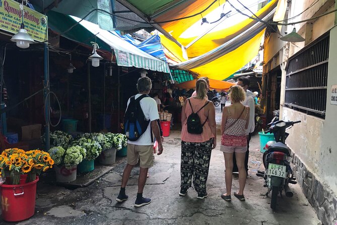 Saigon Morning And Afternoon Adventure Street Food Tour by Vespa - Thich Quang Duc’s statue sets the historical tone