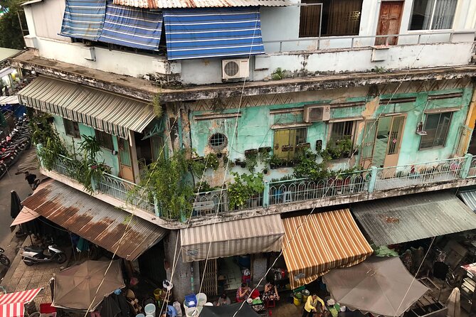 Saigon Morning And Afternoon Adventure Street Food Tour by Vespa - Nguyen Thien Thuat Street shows neighborhood food culture