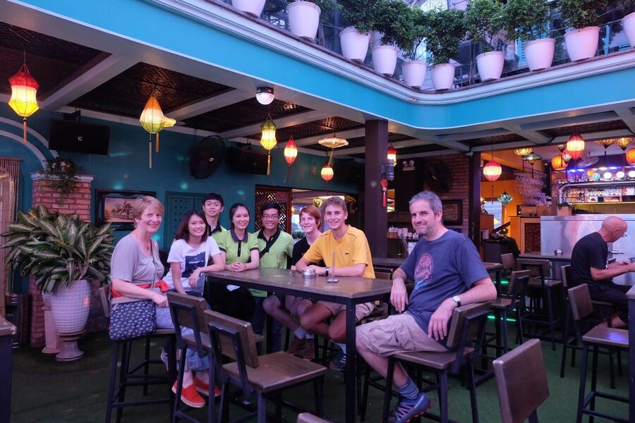 Saigon: Night Craft Beer And Street Food Tour By Vespa - Why this Vespa tour works so well at night