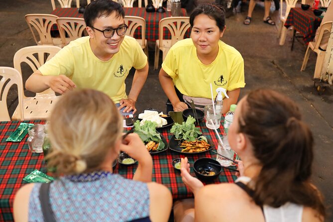Saigon Night Street Food and City Tour on Scooter - Vietnamese desserts to finish