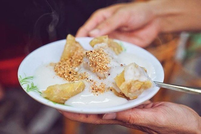 Saigon's Hidden Flavors - Private Street Food Walk with Local Students - The later tastings and the value of a flexible menu