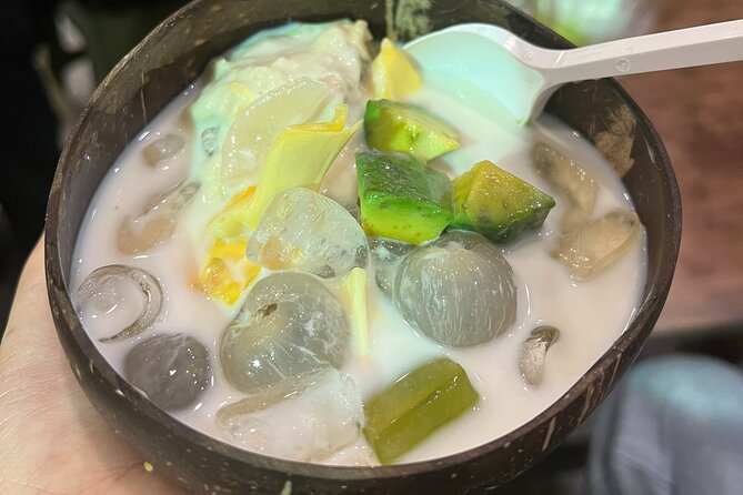 Saigon Street Food By Night - Foodie City Private Tour With Local Guide - The guides are a major part of the experience
