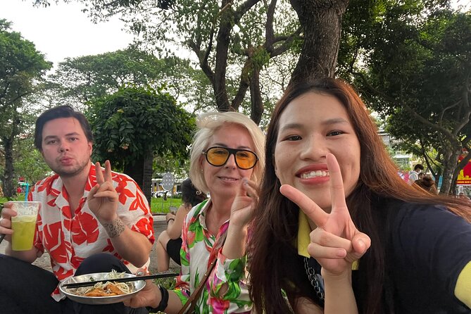 Saigon Street Food By Night - Foodie City Private Tour With Local Guide - A 5:30 pm start sets up the night