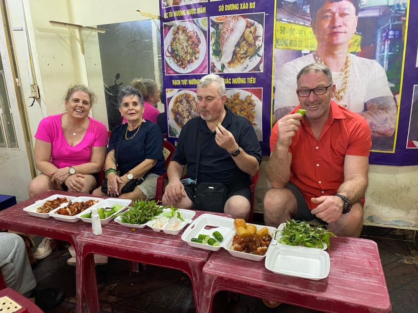 Saigon Street Food Tour - Grilled sticky rice banana brings a sweet surprise