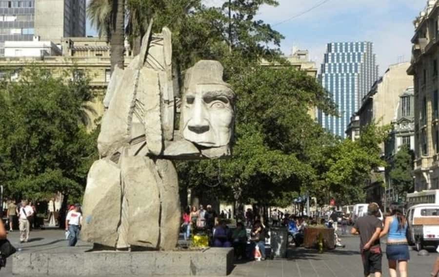 Santiago: Best Street Food Tour With A Local Guide - Plaza de Armas and Santiago’s central food culture