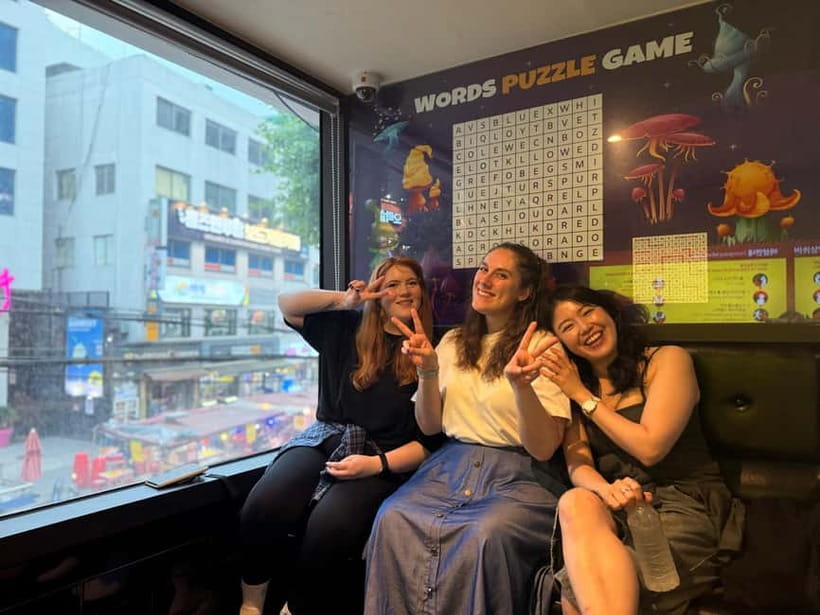Seoul: Jongno 3-Ga and Ikseon-Dong Tour with Street Food - What the guide adds