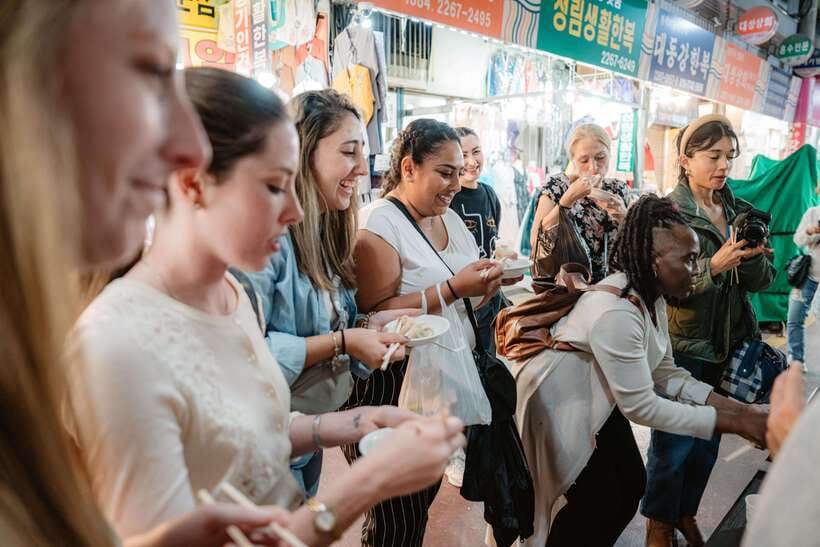 Seoul: Night Market Food Tour with Local Guide - What the guides add to the night