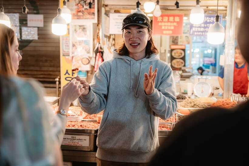 Seoul: Night Market Food Tour with Local Guide - A useful evening for first-time Seoul visitors