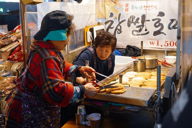 Seoul Street Food Market Tour - From snacks to a proper Korean meal