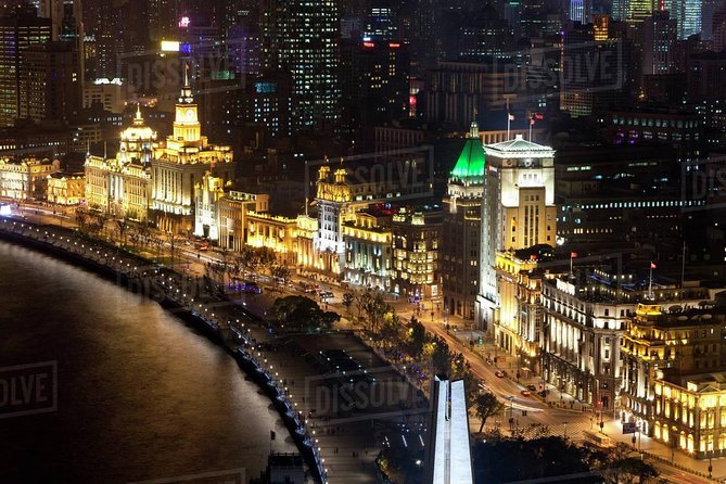 Shanghai Evening Tour: Huangpu River Cruise and Street Food - Who will get the most from this evening?