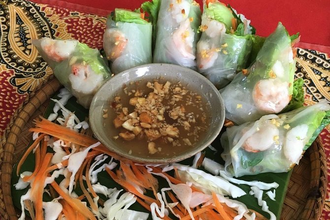 Siem Reap Evening Street foods Tours by Tuk Tuk - Stop three: more Khmer dishes at a casual local place