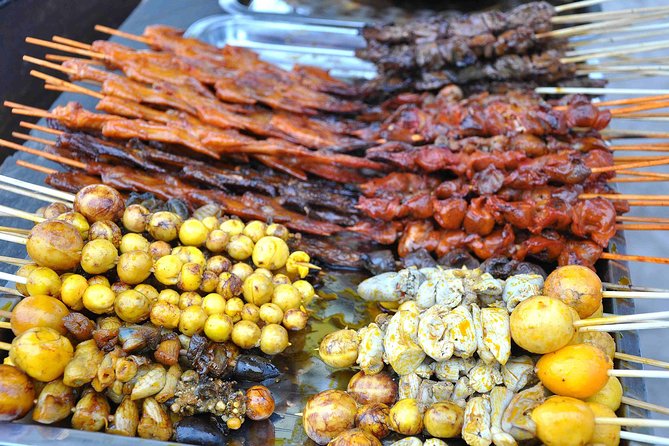 Siem Reap Evening Street foods Tours by Tuk Tuk - Stop two: the evening picnic area and food stalls