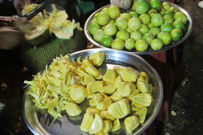 Siem Reap Street Food Tour - What the guide adds beyond a plate of food
