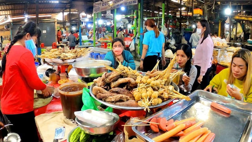 Siem Reap Street Foods Tour by Tuk Tuk with Personal Guide - Key points at a glance