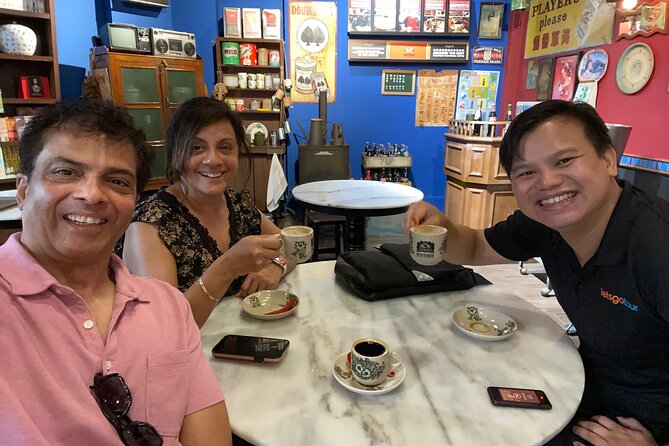 Singapore: Chinatown Hawker Food Tasting Tour - The stories between the bites