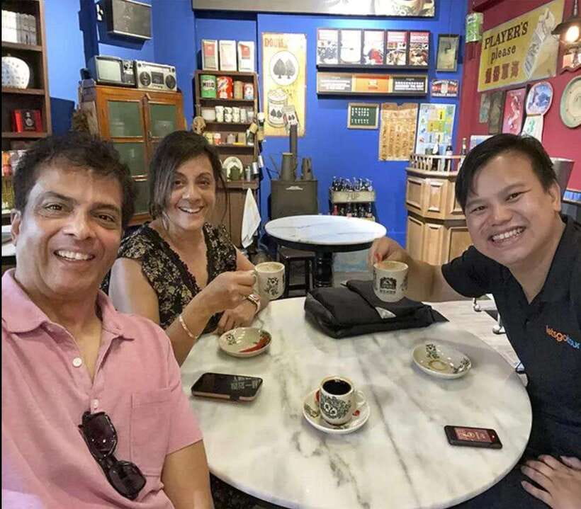 Singapore: Chinatown Street Food Tour - Chinatown Heritage Centre: food with a sense of place