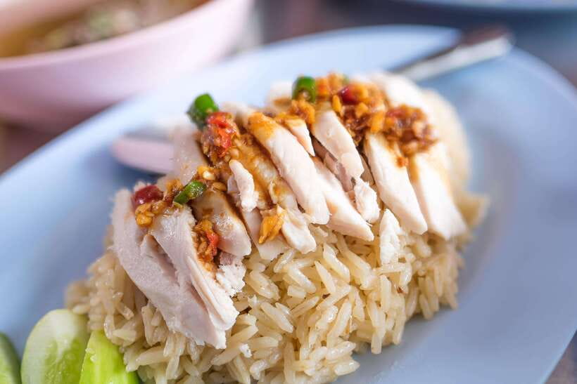 Singapore: Hawker Culture Food Tour and Sightseeing - What you may eat at Lau Pa Sat