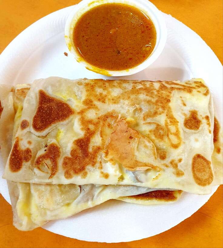 Singapore: Hawker Culture Food Tour and Sightseeing - Spectra at Marina Bay Sands