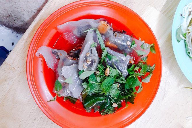 Small Group Hanoi Street Food Tour with a Real Foodie - Noodle soup, pancakes, and Hanoi comfort food