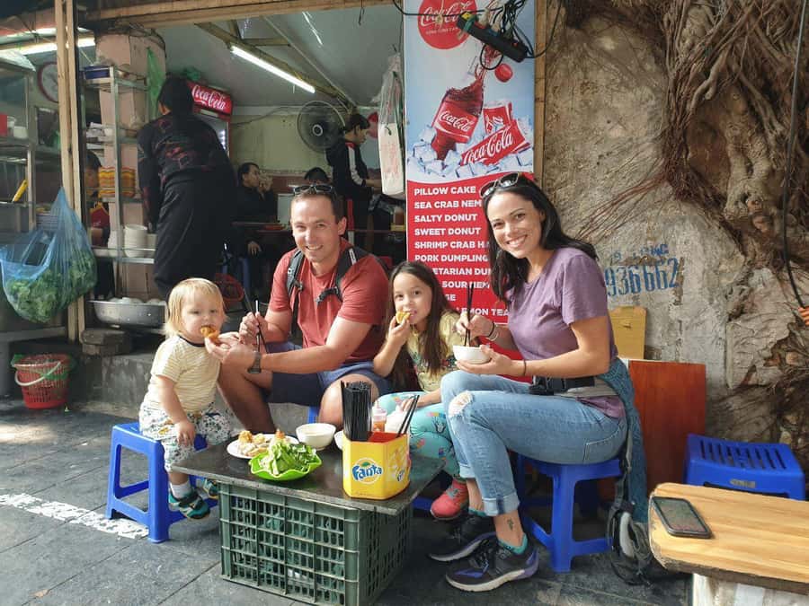 Small Group Hanoi Street Food Walking Tour - A rotating menu rather than a fixed dinner