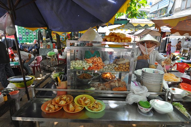 Small-group Street Food Lover by Motorbike (04 hours) - Who will enjoy this most