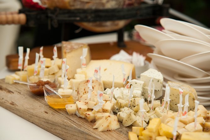 Small-group Street food tour in Asti - Why food is a smart way to meet Asti